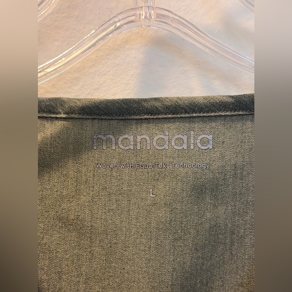 Mandala 6 Pocket Top Heather Olive size L - Picture 4 of 5